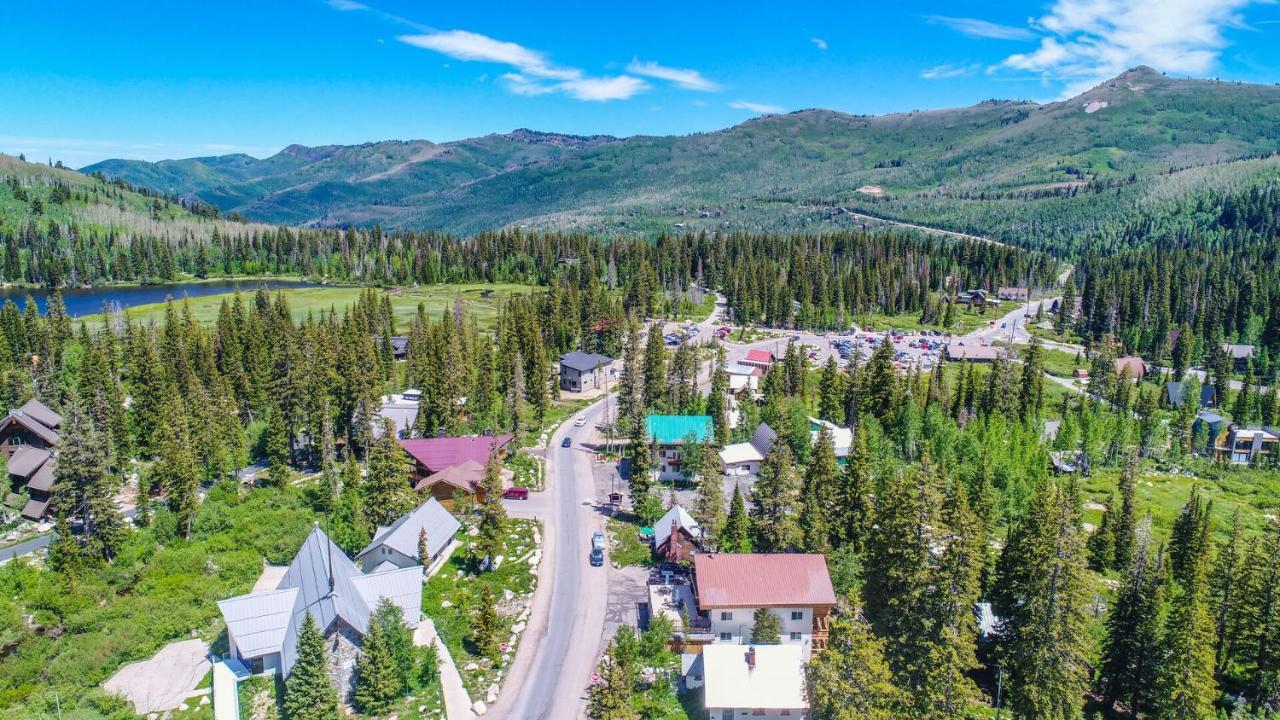 Powder Hound 1 Bedroom Brighton Chalet Екстериор снимка