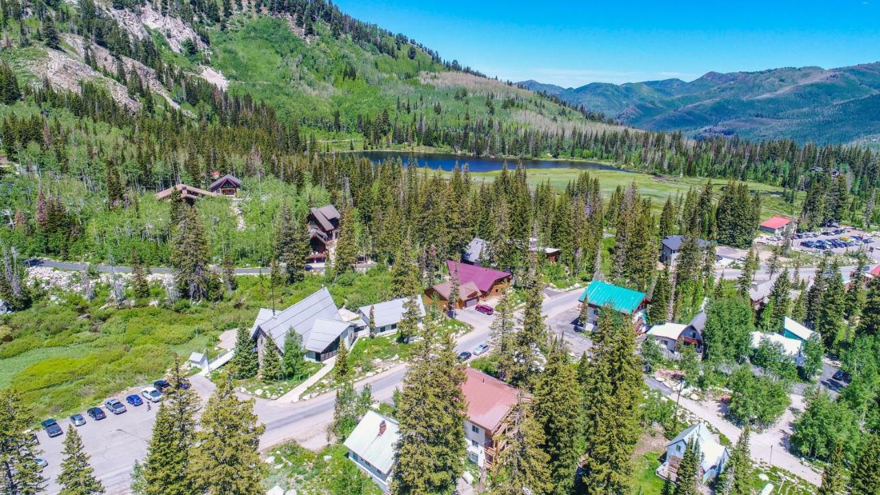 Powder Hound 1 Bedroom Brighton Chalet Екстериор снимка