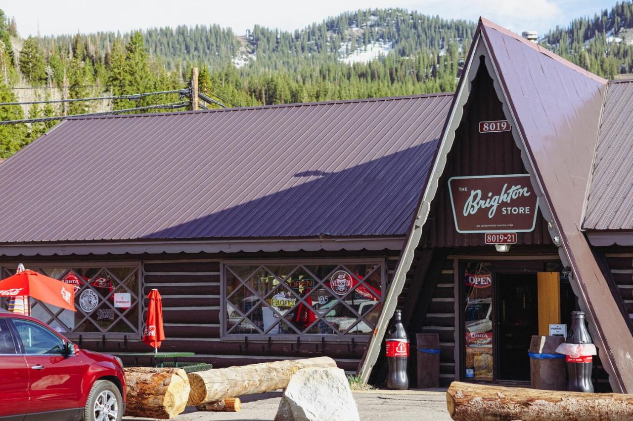 Powder Hound 1 Bedroom Brighton Chalet Екстериор снимка