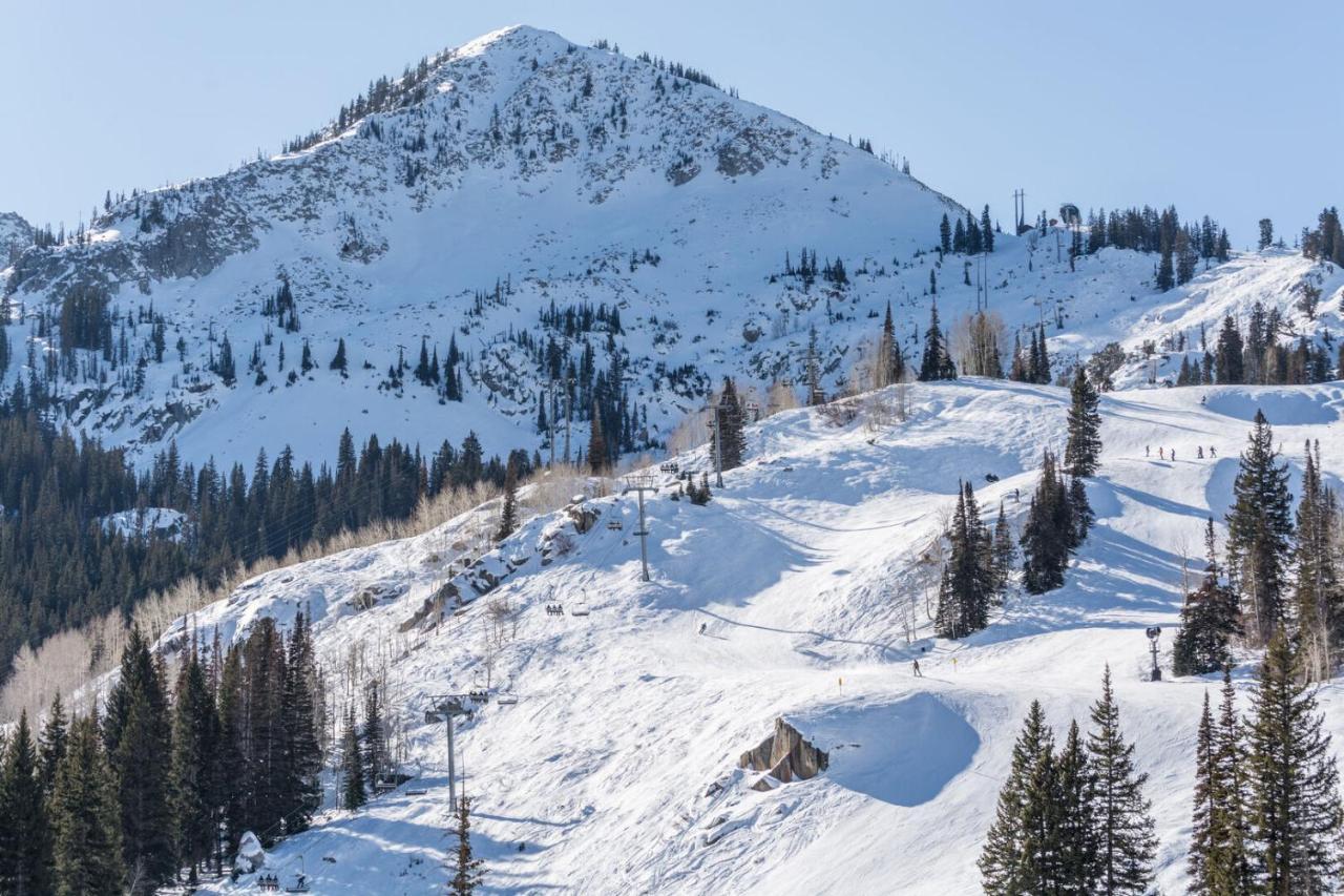 Powder Hound 1 Bedroom Brighton Chalet Екстериор снимка