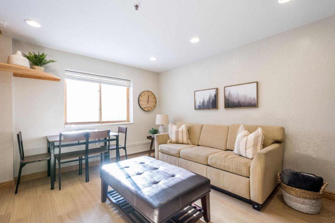 Powder Hound 1 Bedroom Brighton Chalet Екстериор снимка